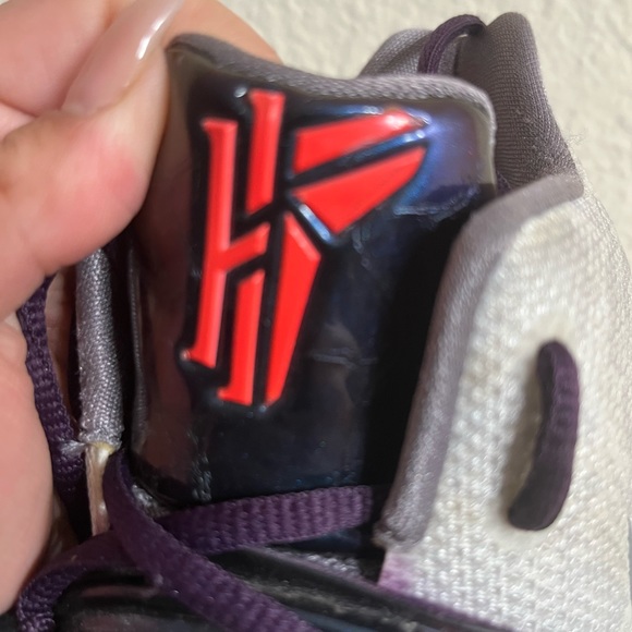 2019 Kyrie 5 ( Mamba Mentality) - Picture 5 of 10